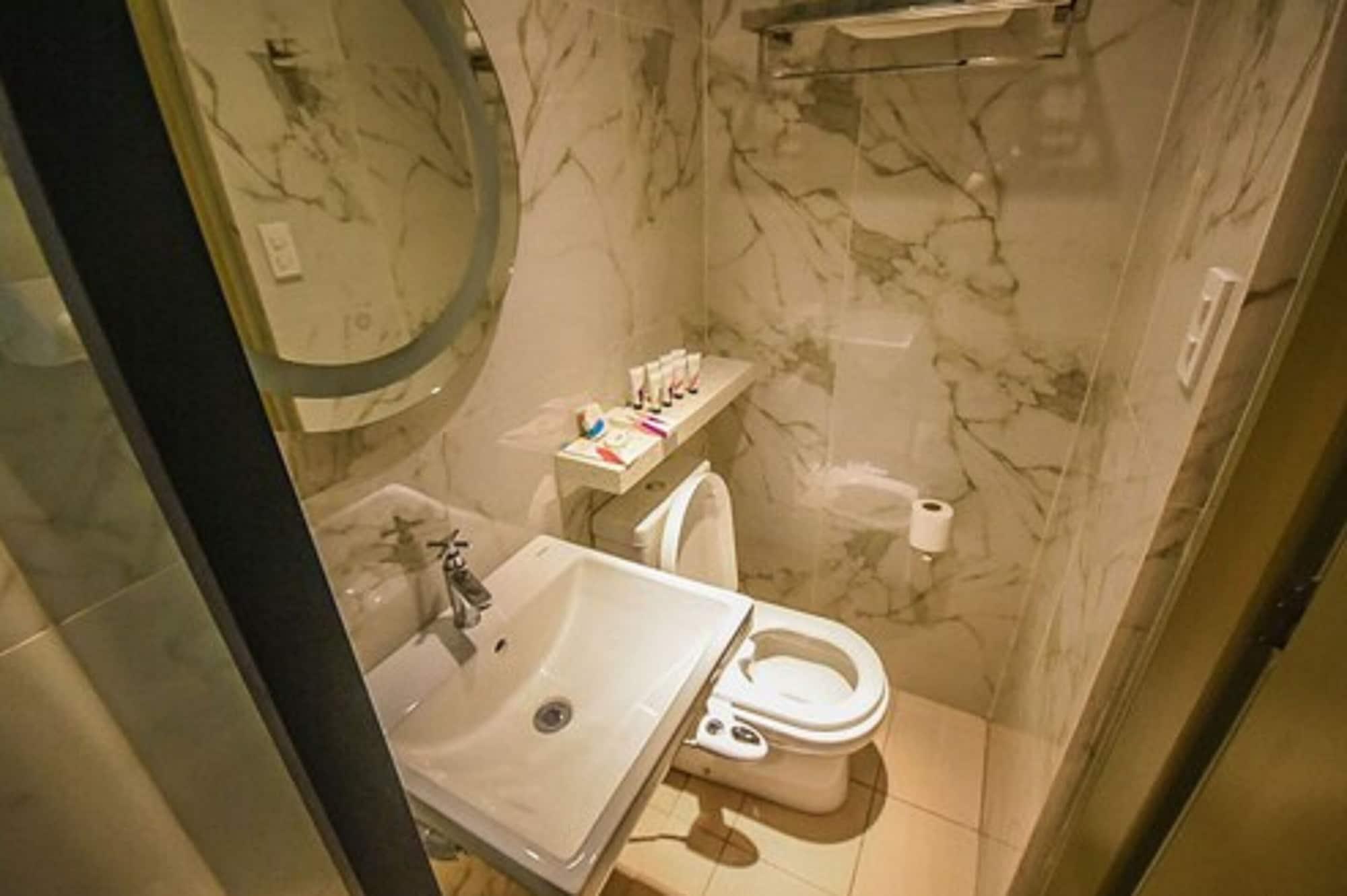 Skyloft Hotel Манила Экстерьер фото