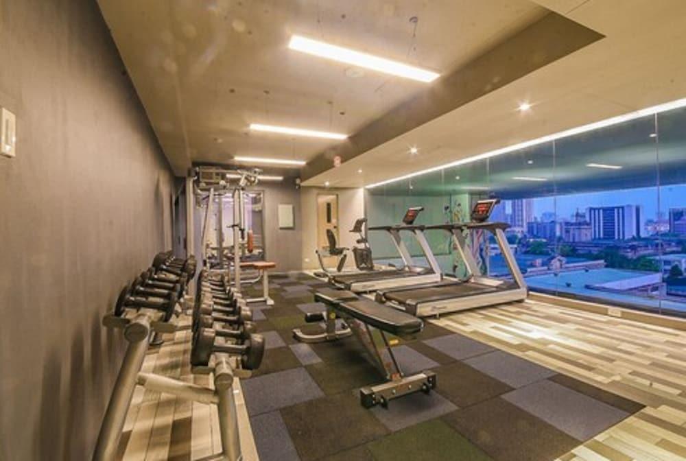 Skyloft Hotel Манила Экстерьер фото