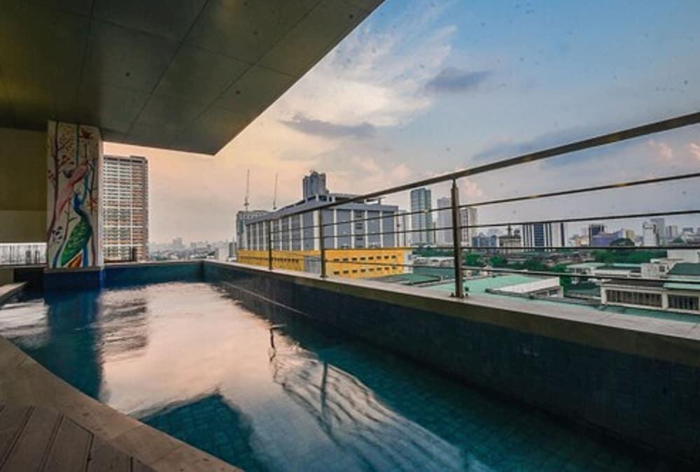 Skyloft Hotel Манила Экстерьер фото