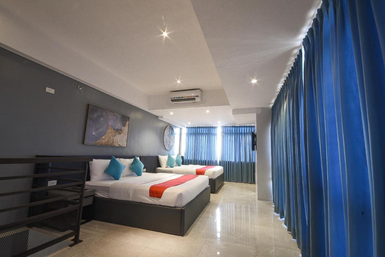 Skyloft Hotel Манила Экстерьер фото