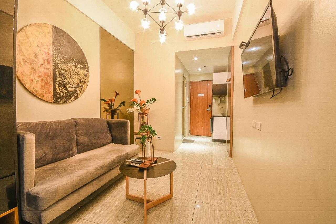 Skyloft Hotel Манила Экстерьер фото